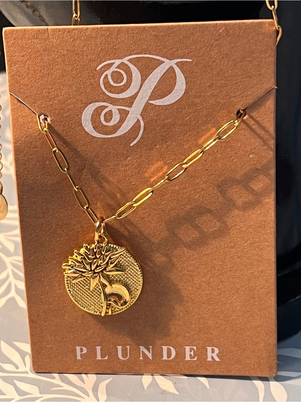 Plunder Gold tone Floral Medallion Necklace - Picture 2 of 2